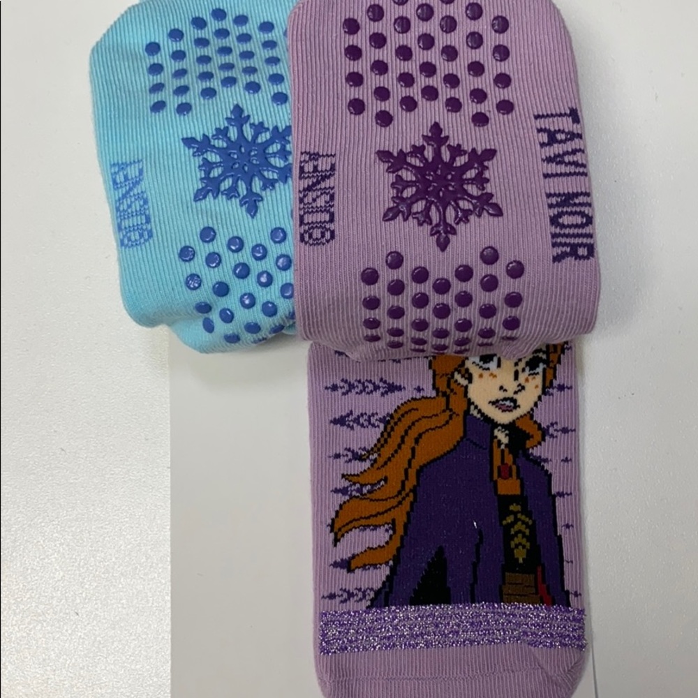 Disney Kids Grip Socks. Size Small. B1 - Picture 2 of 4